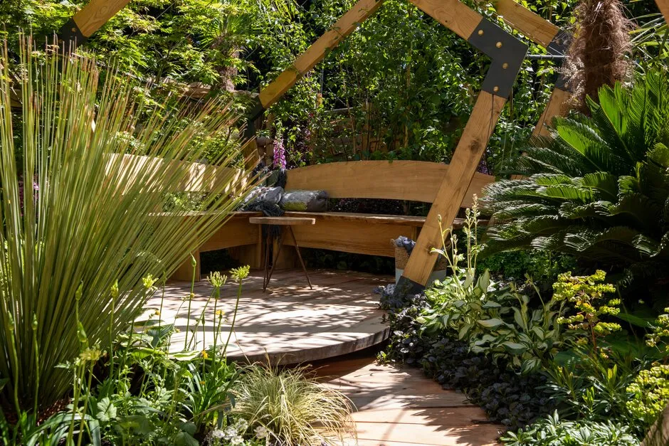 Kingston Maurward The Space Within Garden, designed by Michelle Brown at the RHS Chelsea Flower Show 2022