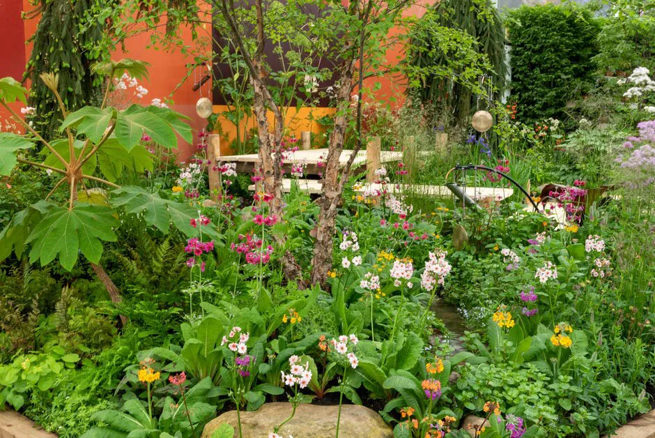 The Teapot Trust: Elsewhere Garden. Designed by Semple Begg. All About Plants. RHS Chelsea Flower Show 2023.