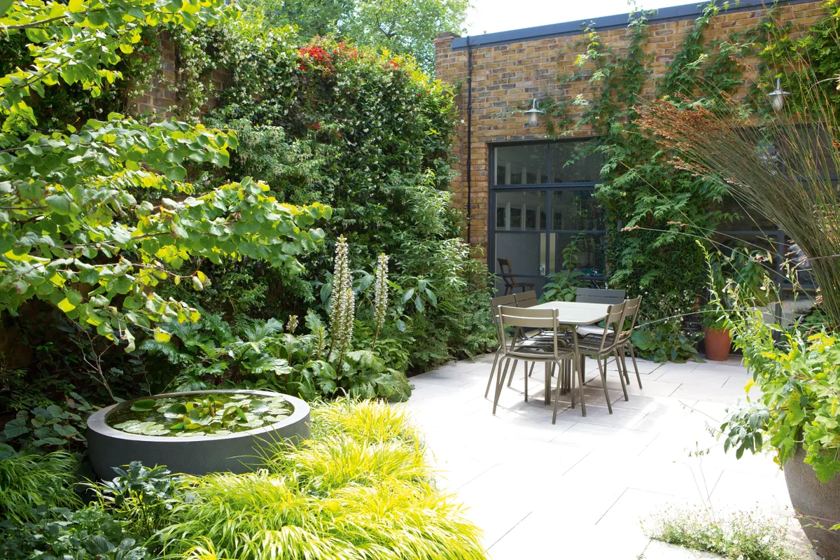 Dan Pearson Studio courtyard garden