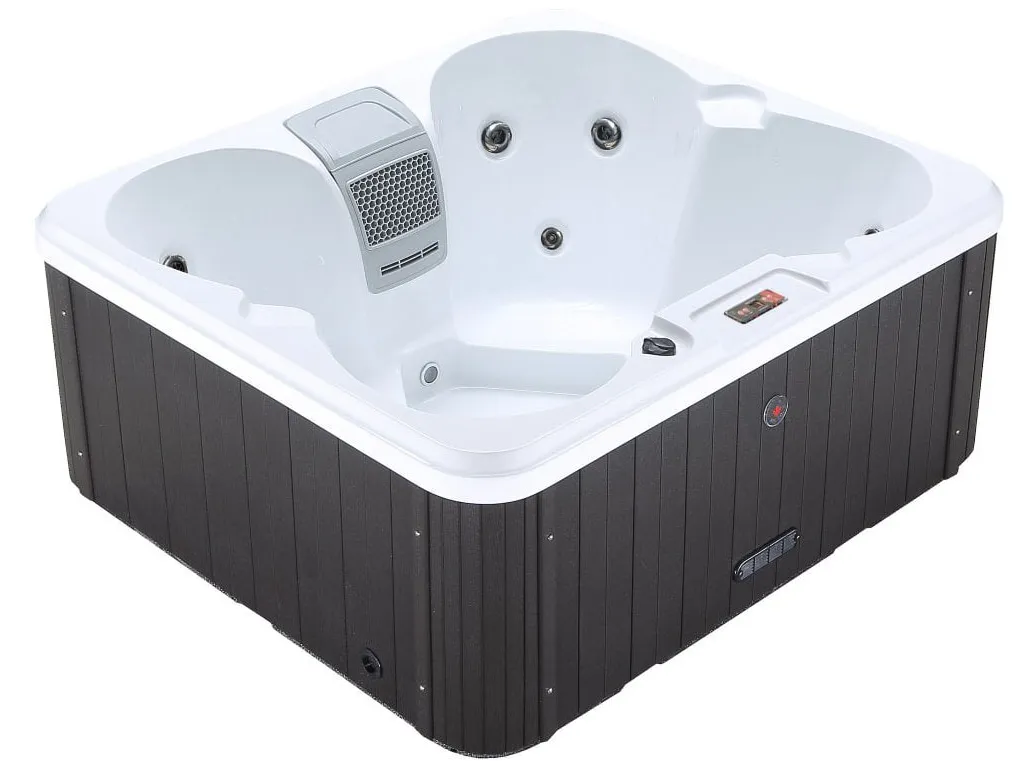 Canadian Spa Gander 4 Person Hot Tub on a white background