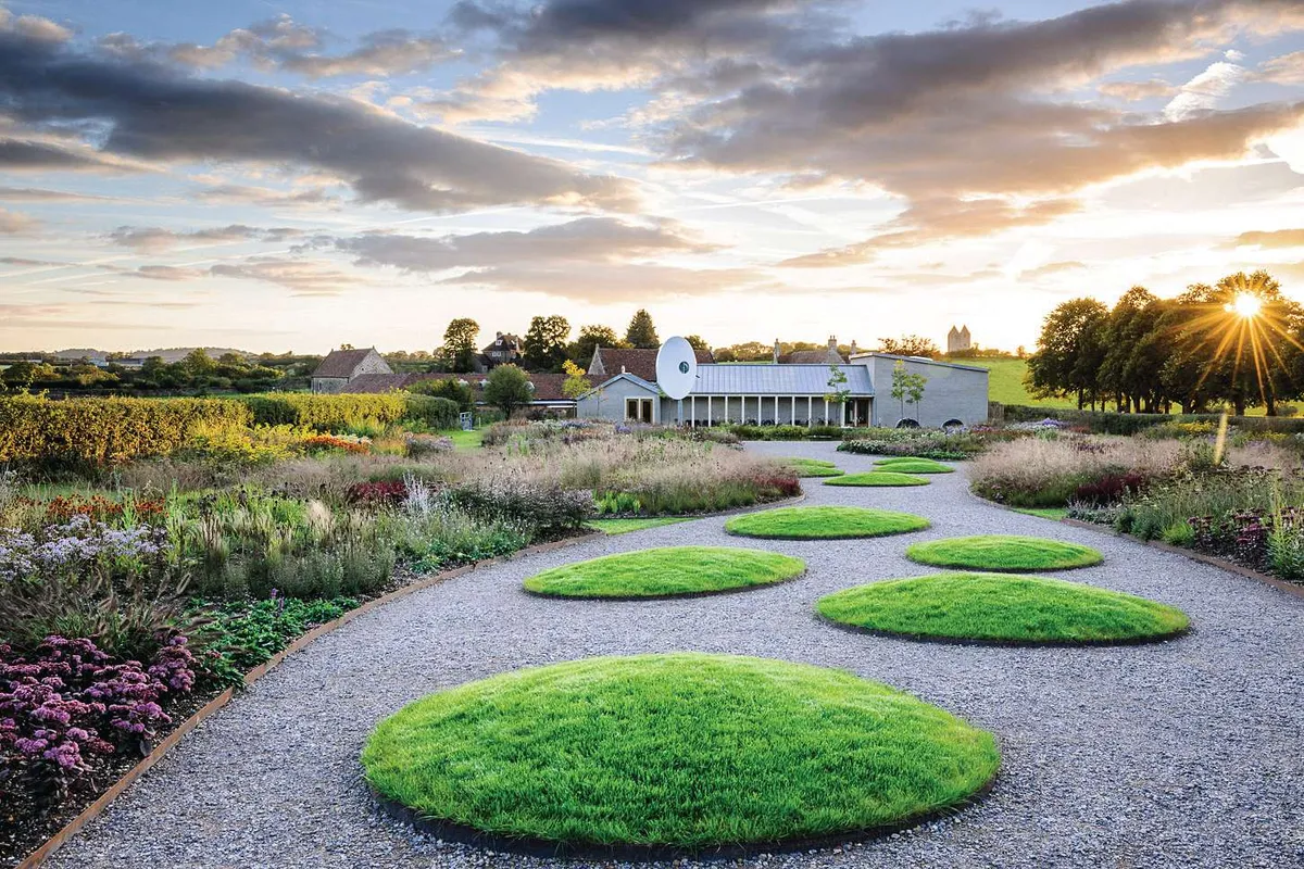 24 key plants from Piet Oudolf's field at Hauser and Wirth art gallery and  garden in Somerset - Gardens Illustrated