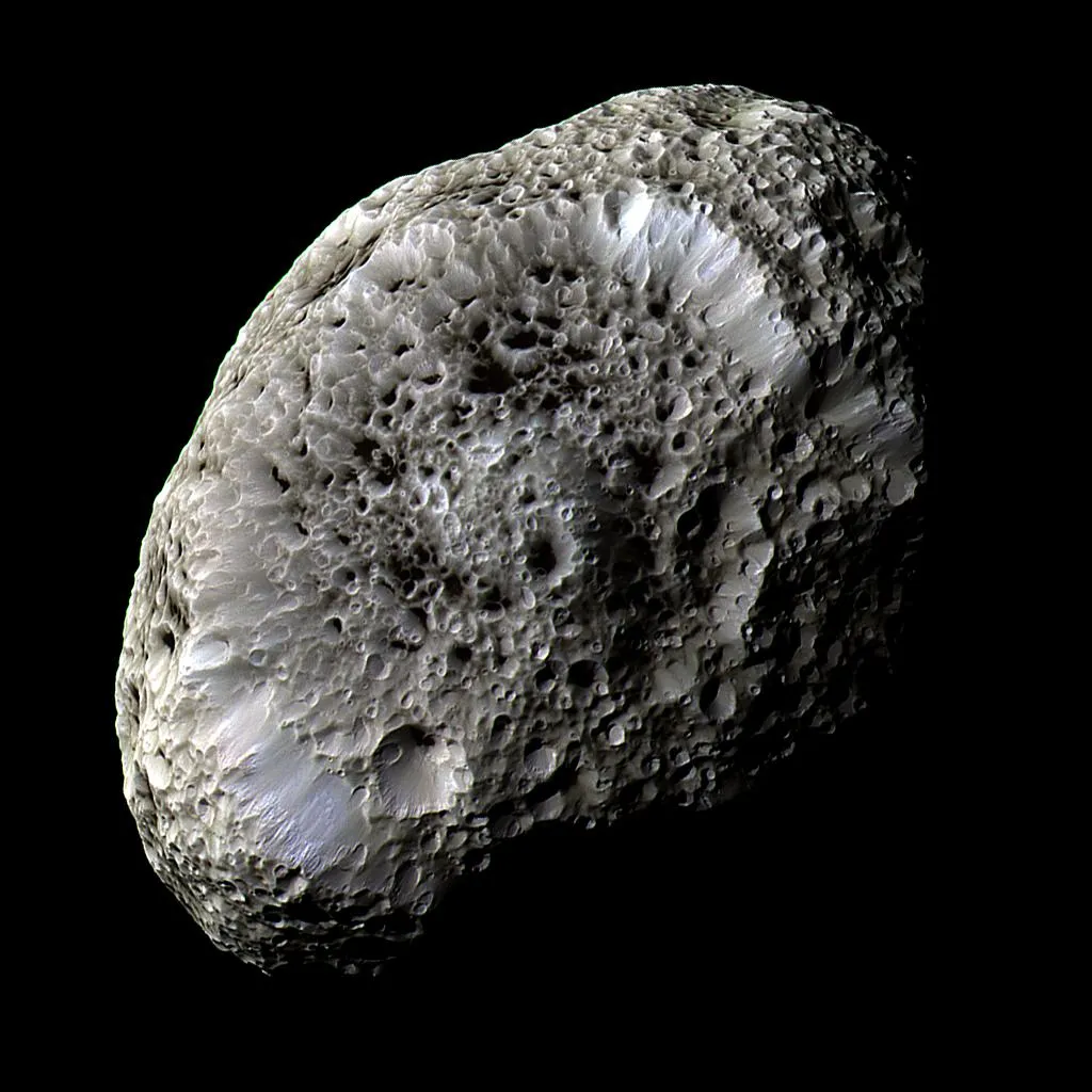 Hyperion © NASA/JPL/Space Science Institute