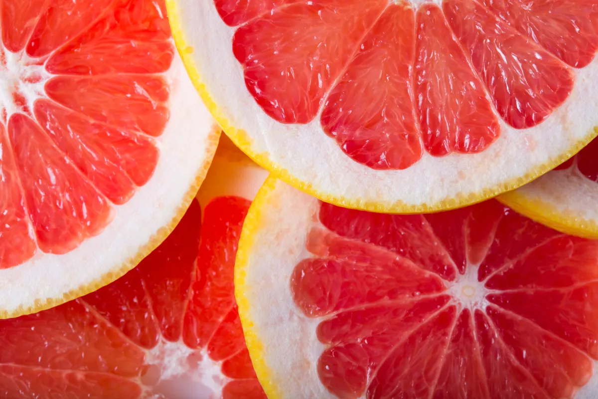 Why does grapefruit juice have an impact on drugs? © Getty Images