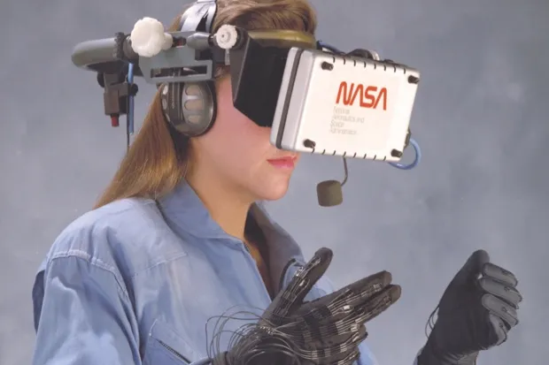 Virtual Environment Reality workstation technology (© NASA)