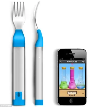 The fork that tells you when you're eating too fast © HAPIfork