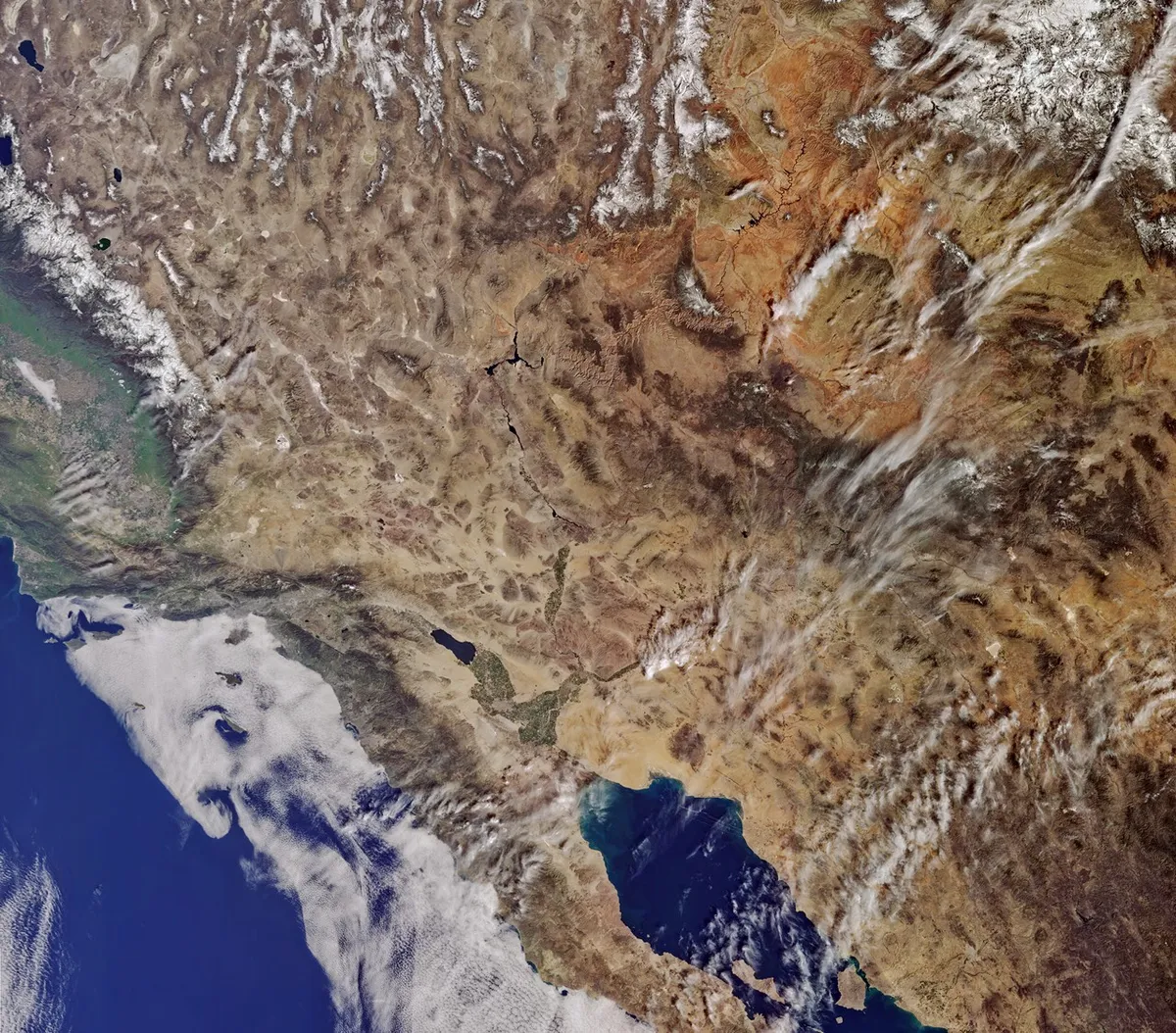 California from Sentinel-3A © Copernicus data (2016)