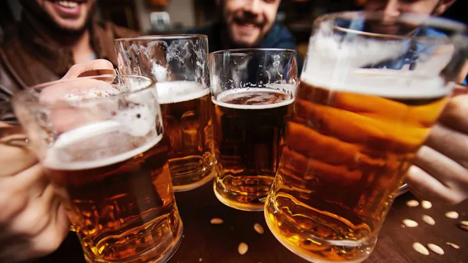 Beer ‘tastes better’ with music © iStock