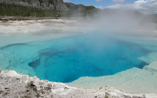 One of Yellowstone's hot springs in all its ultramarine glory (image: G. Southorn)
