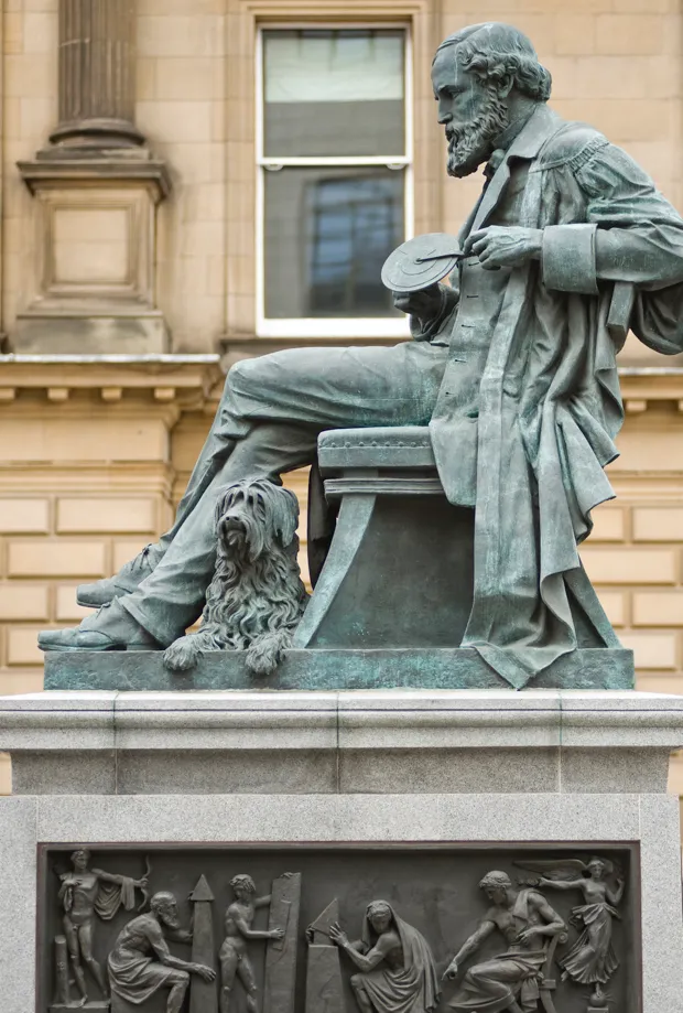 Statue of James Clerk Maxwell, Edinburgh © Getty Images