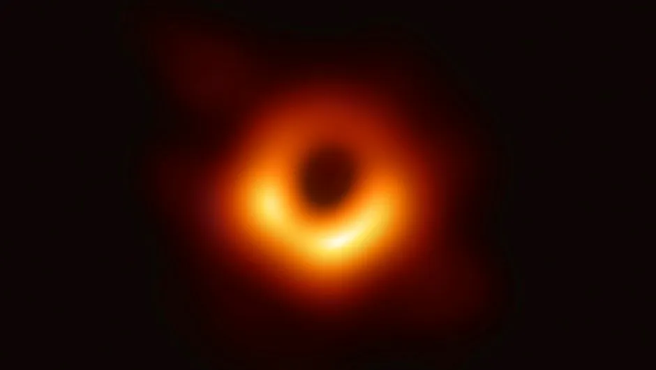 The black hole photo taken by the Event Horizon Telescope © EHT Collaboration