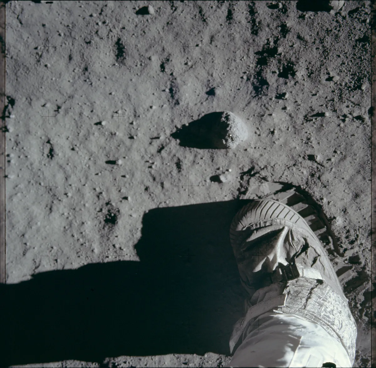 AS11-40-5880 - Apollo 11 Hasselblad image from film magazine 40/S - EVA
