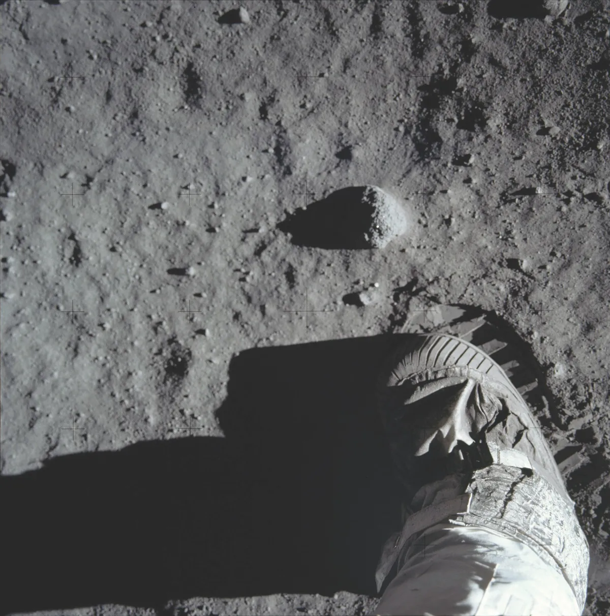 Aldrin photographed the impression his spacesuit’s boot left in the lunar surface so that experts back home could study its soil mechanics. © NASA/JPL