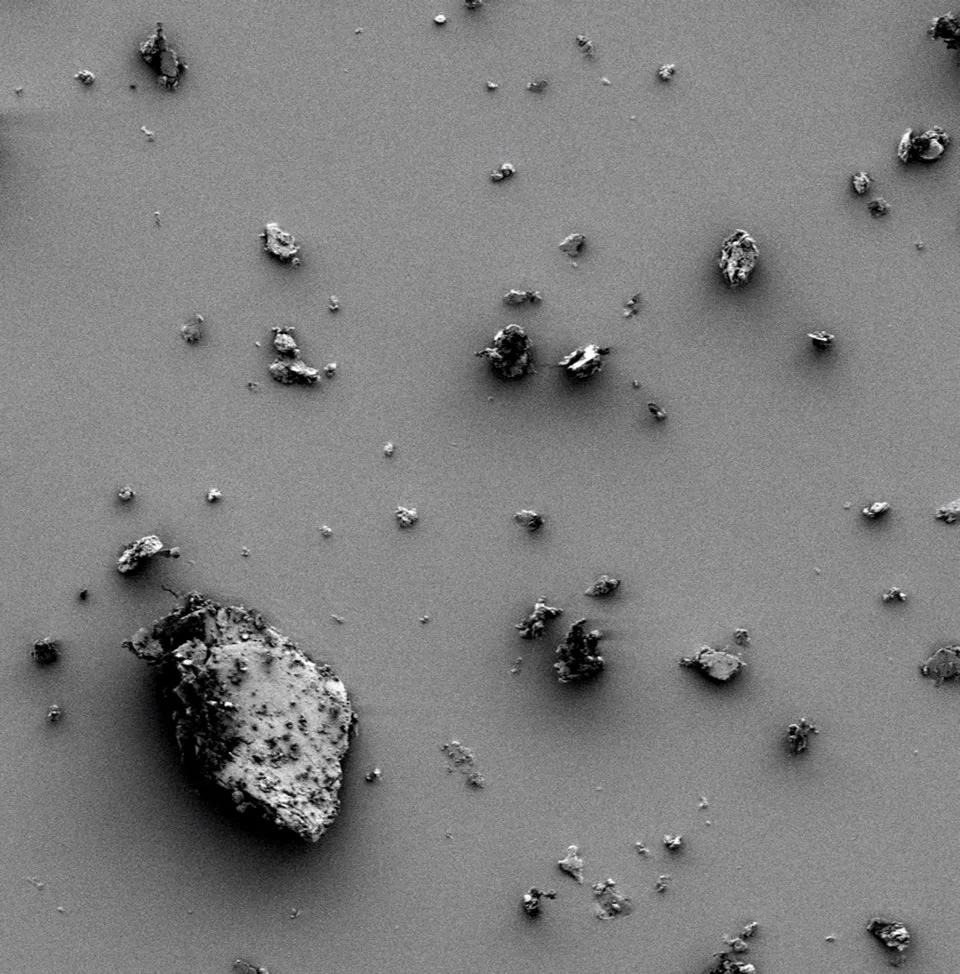 Electron microscope image of brake abrasion dust which contains tiny particles rich in metals that can be inhaled into the deepest parts of the lung © University of Cambridge/PA