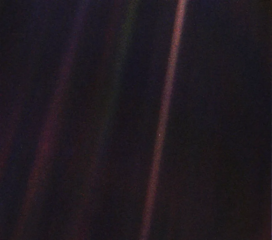 Voyager 1's Pale Blue Dot © NASA/JPL-Caltech