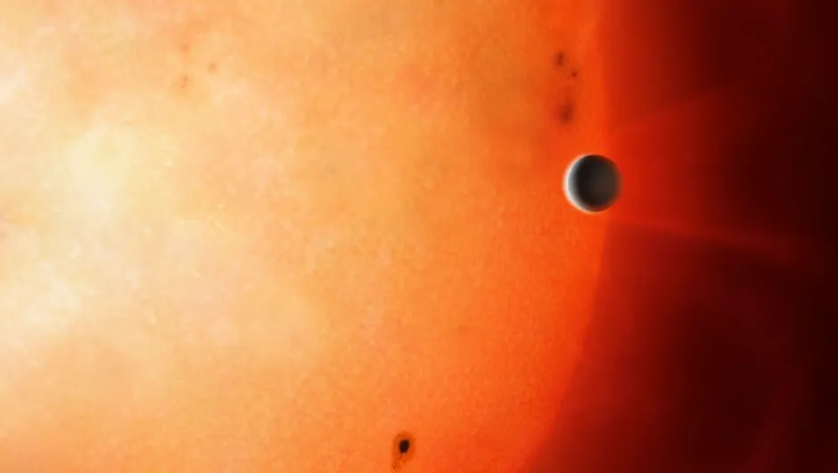 Jupiter-like exoplanet orbits its star in only 18 hours © University of Warwick/Mark Garlick/PA