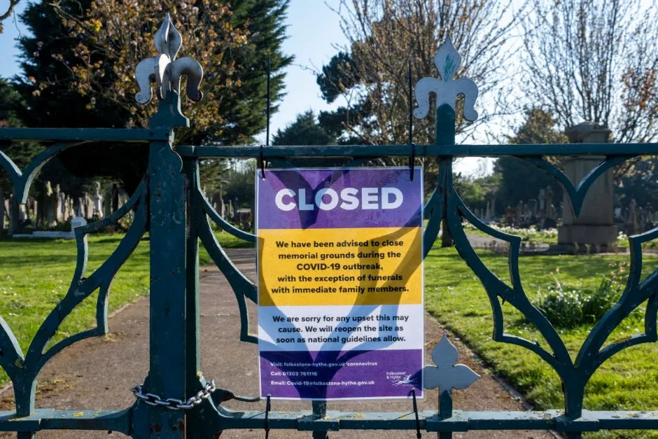Why are non-COVID related deaths on the rise? (A closed sign on a locked gate of Cheriton cemetery on 10 April 2020, in Folkestone, United Kingdom © Andrew Aitchison / In pictures via Getty Images)