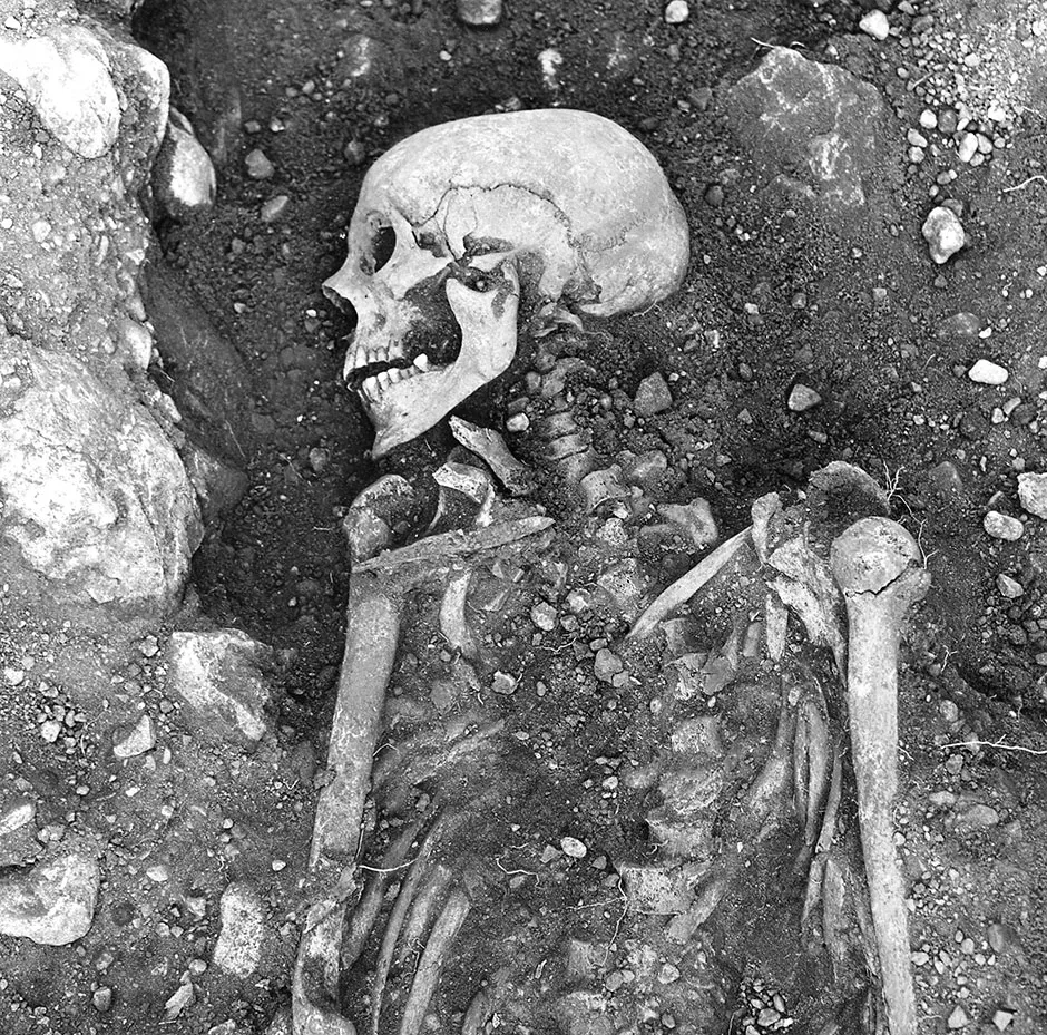 A 1,200-year-old smallpox-infected Viking skeleton found in Oland, Sweden © The Swedish National Heritage Board