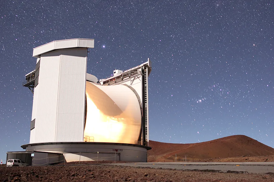 The James Clerk Maxwell Telescope (JCMT), situated close to the summit of Maunakea, Hawaii, is the largest telescope in the world specifically designed to observe at submillimetre wavelengths. The telescope is used to study objects ranging from our Solar System and distant galaxies, to interstellar and circumstellar dust and gas © Will Montgomery / EAO / JCMT