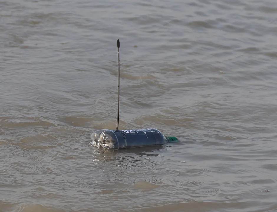 A tagged bottle at the sea © University of Exeter