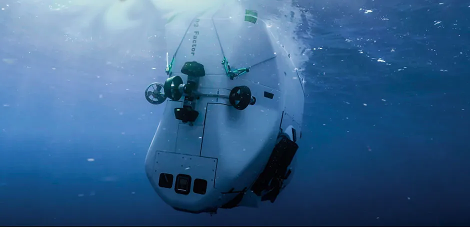 The Deep Submergence Vehicle Limiting Factor © Action Aviation