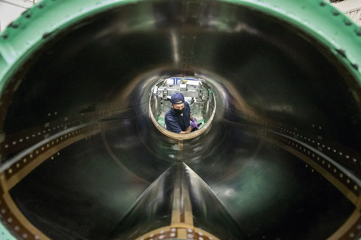 A view inside the engine inlet, a long, thin tube © Lockheed Martin