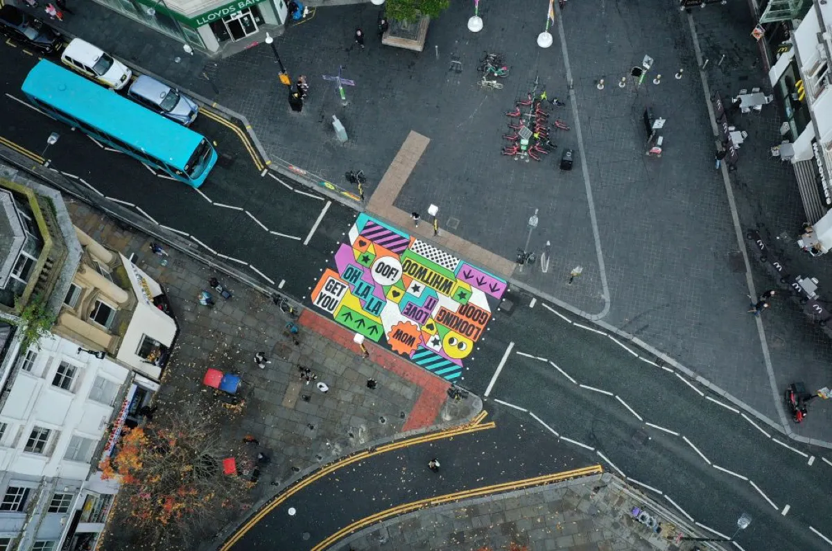A birds-eye view of the new colourful crossing in Liverpool, at a central accident hotspot © Getty Images