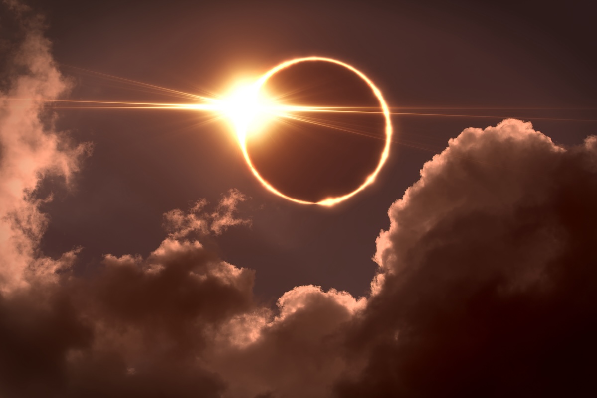 How a solar eclipse revealed the warping of spacetime and opened a new  window into the Universe - BBC Science Focus Magazine