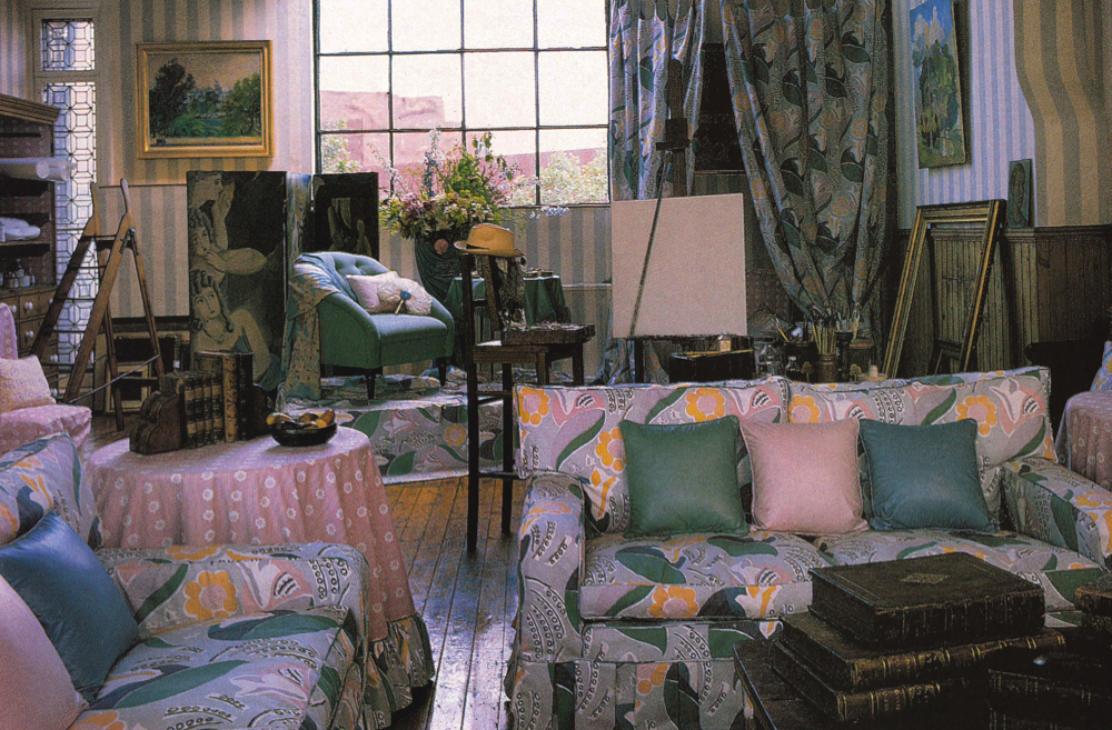 Vintage Laura Ashley interiors with a 1985 lookbook - Homes and Antiques