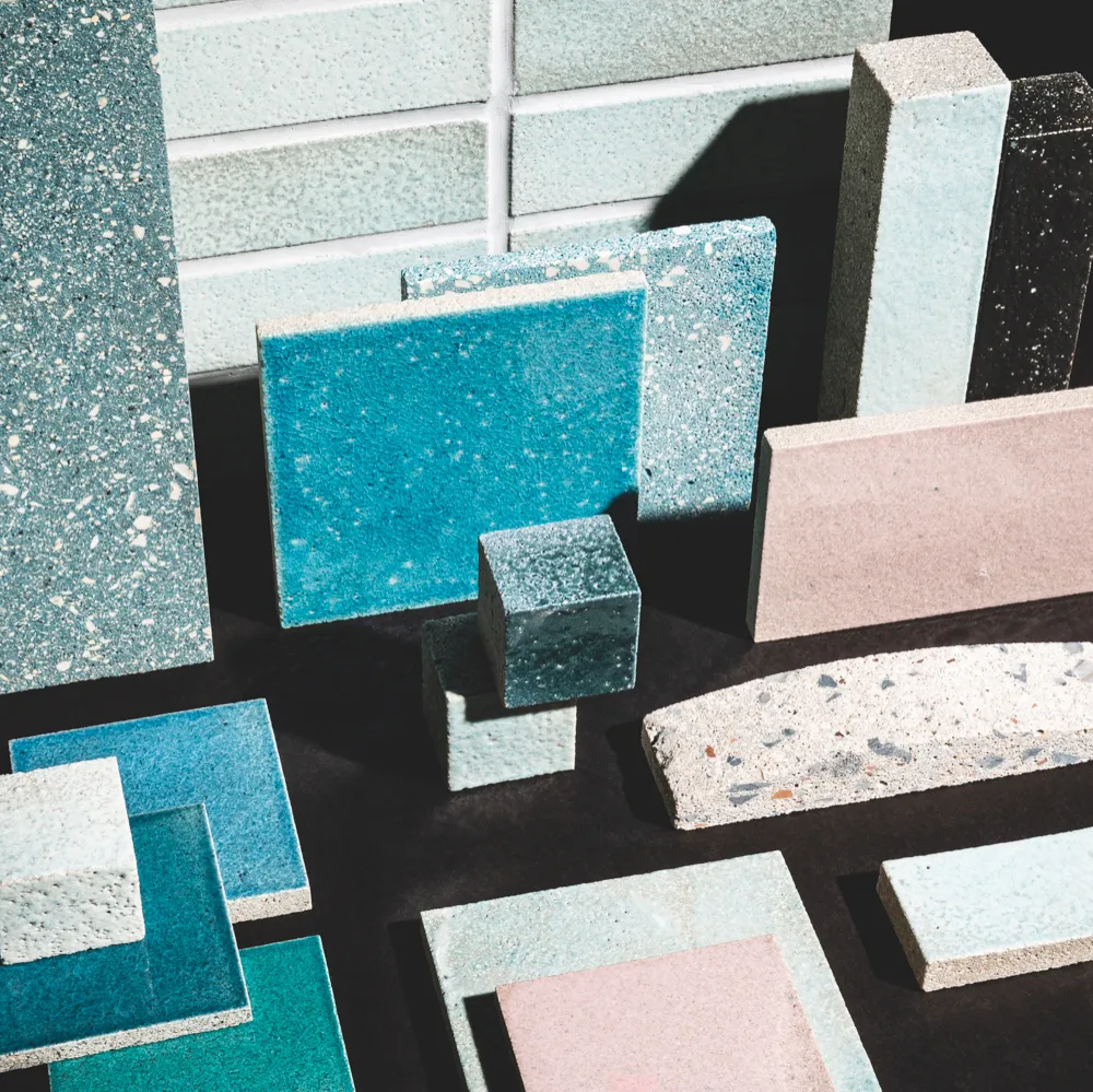 SilicaStone and Sequel tile samples by Alusid