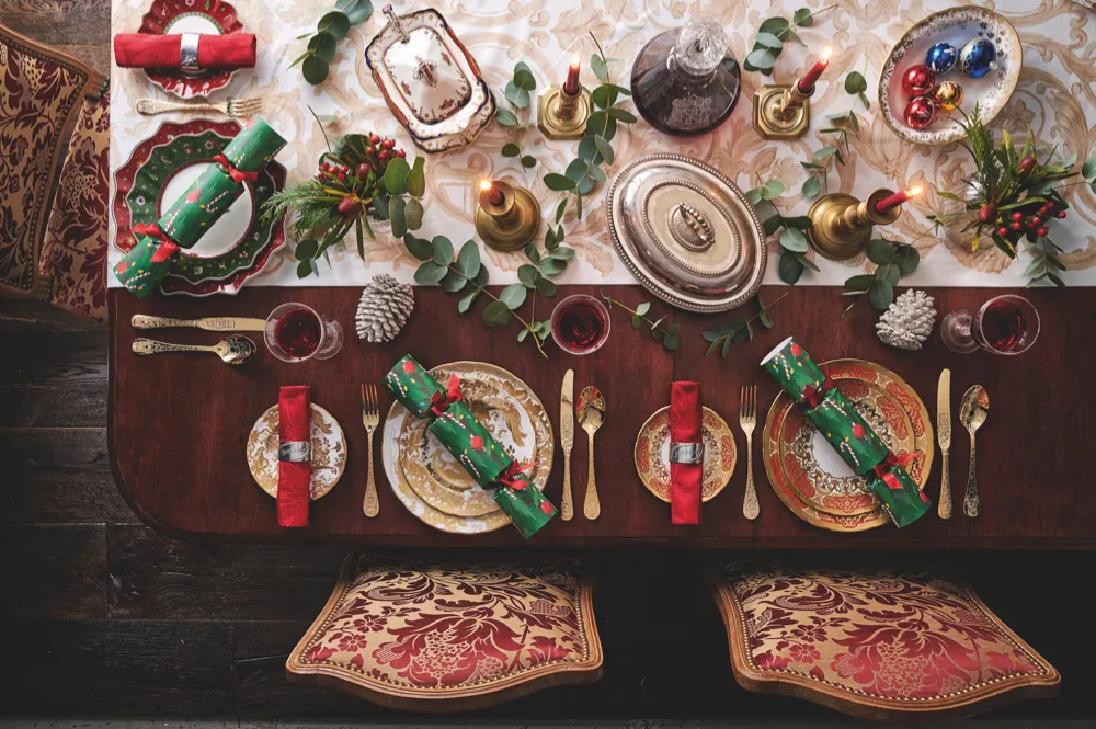 A traditional table setting combining red, green and gold