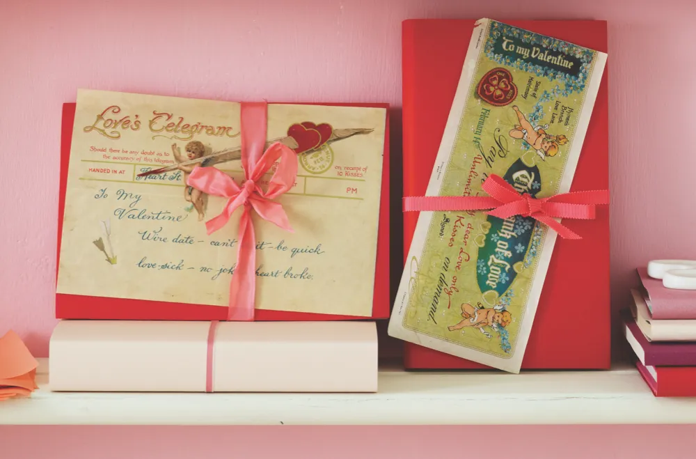 Antique and vintage Valentines Cards