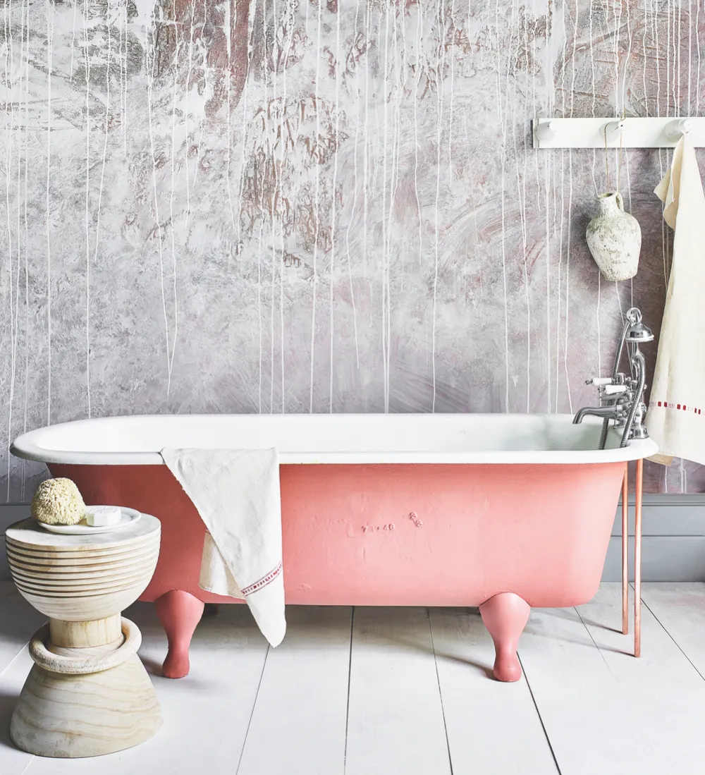 Annie Sloan - Bathroom - Chalk Paint in Scandinavian Pink, Country Grey, Old White