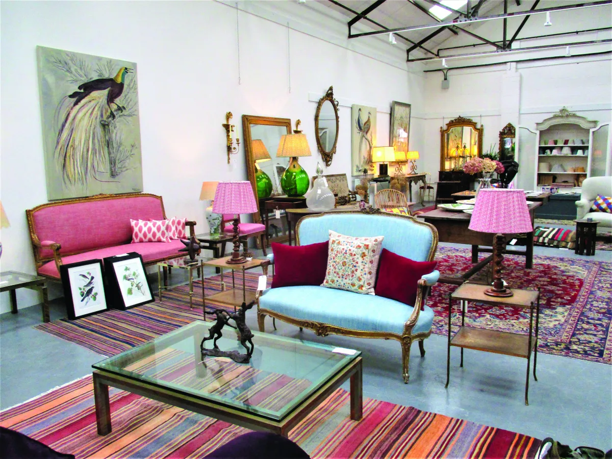 Browse 18th, 19th and 20th- century decorative antiques and furniture at Alchemy.