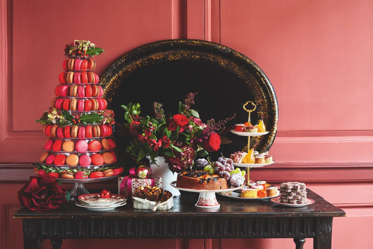 Turn your dessert table into a wow-factor display using elegant serveware, decorations and vases filled with blooms in rich jewel shades. Set your delicacies at varying heights to create an eye-catching and tantalising effect