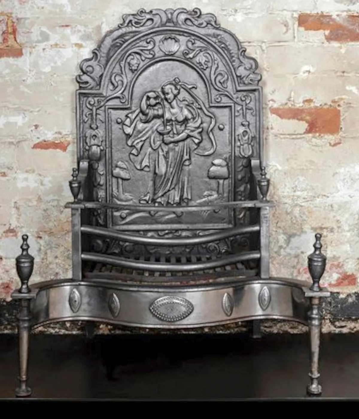 Original antique Georgian polished cast-iron freestanding basket with fireback
