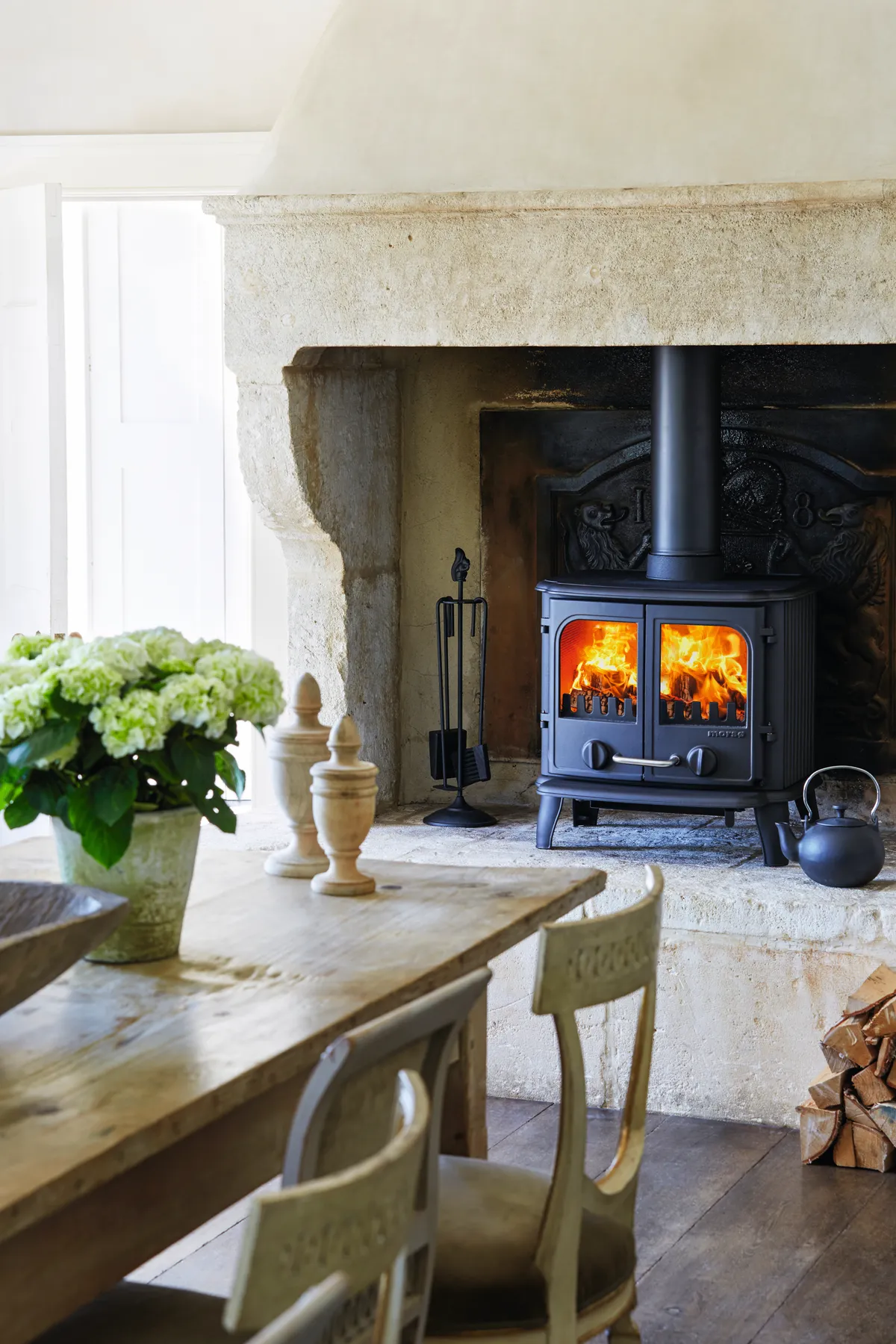 Panther 2110 cleanheat cast-iron multi-fuel stove