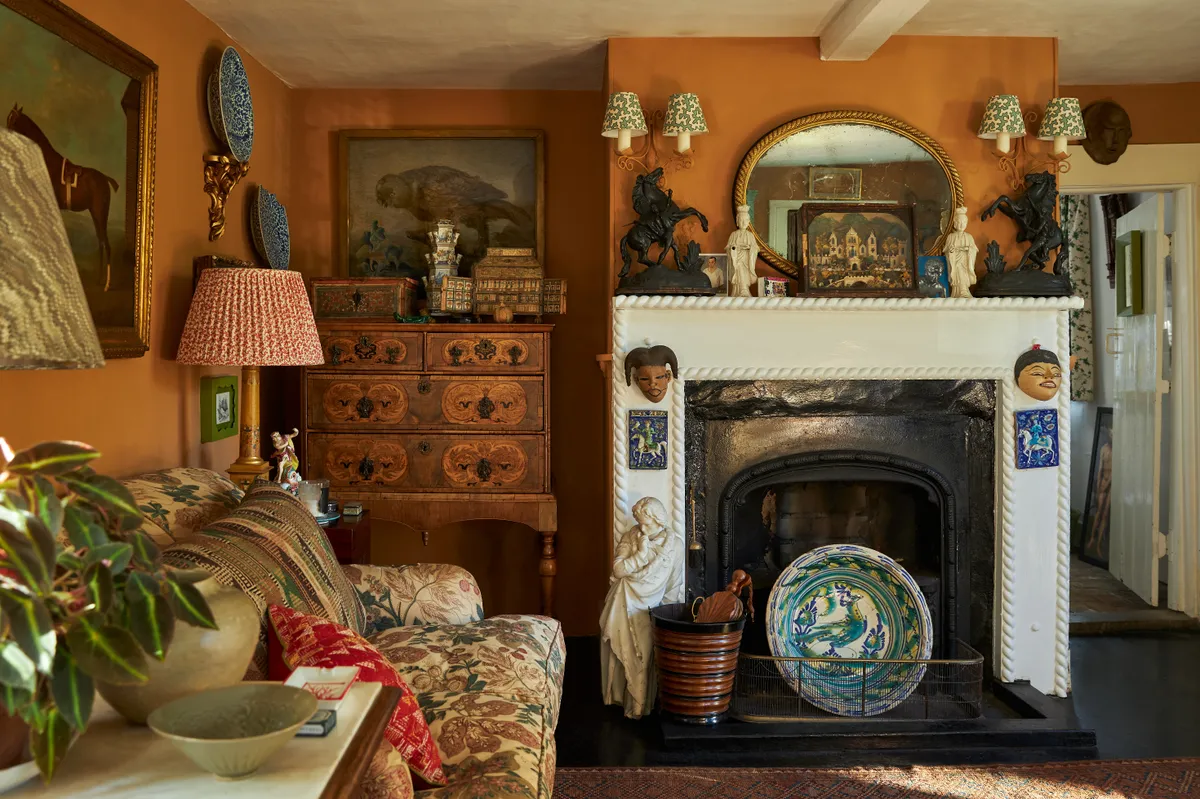 Decorating with antiques