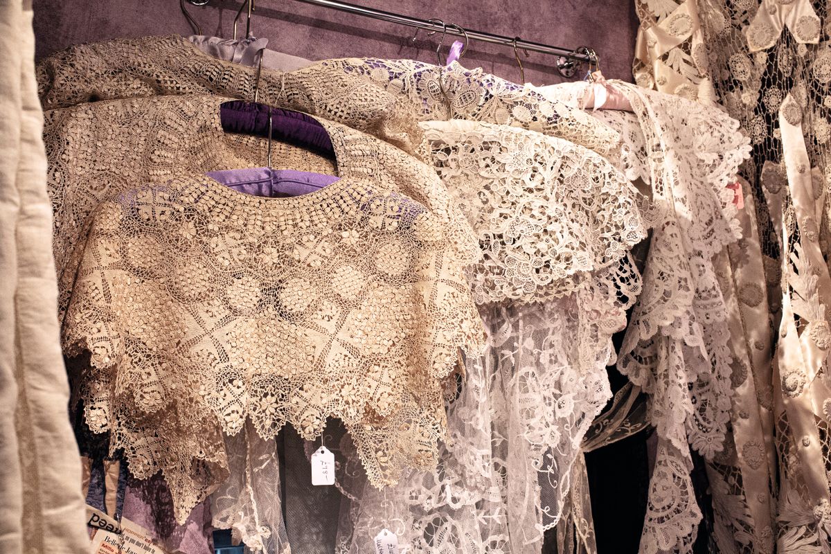 Lace Rustique The appeal of antique lace | Homes and Antiques