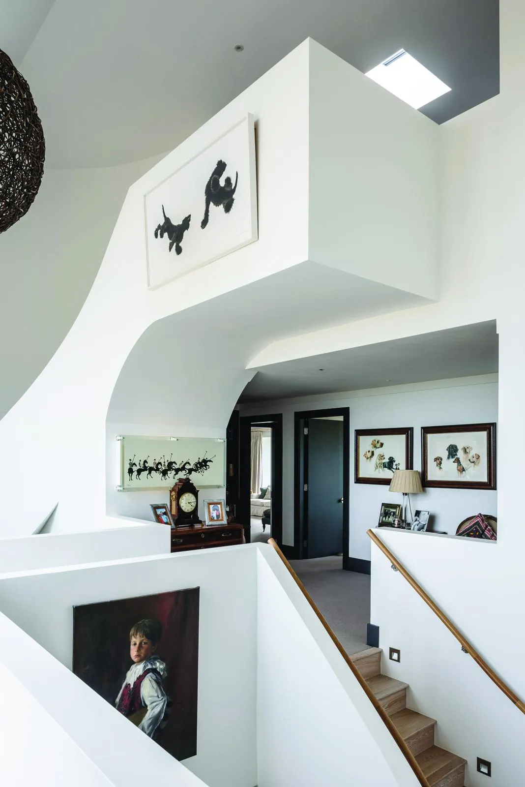 Cotswold home, dramatic staircase