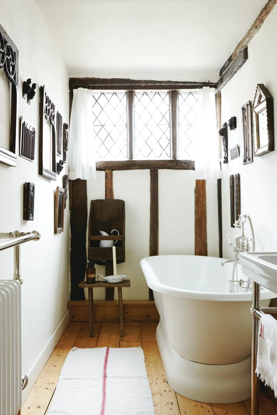 Tudor cottage, bathroom