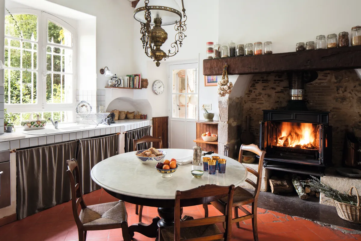 French chateau interiors 