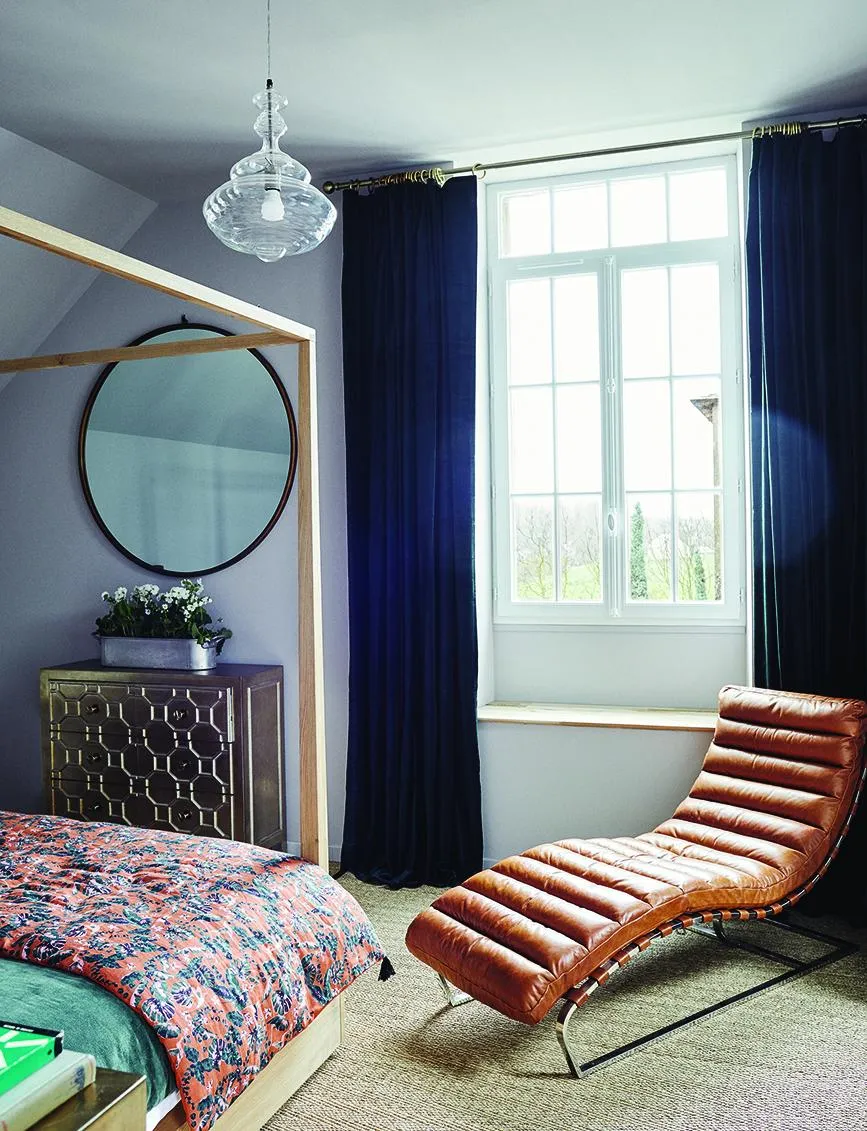 Manor House in the Loire 1850s, guest bedroom daybed