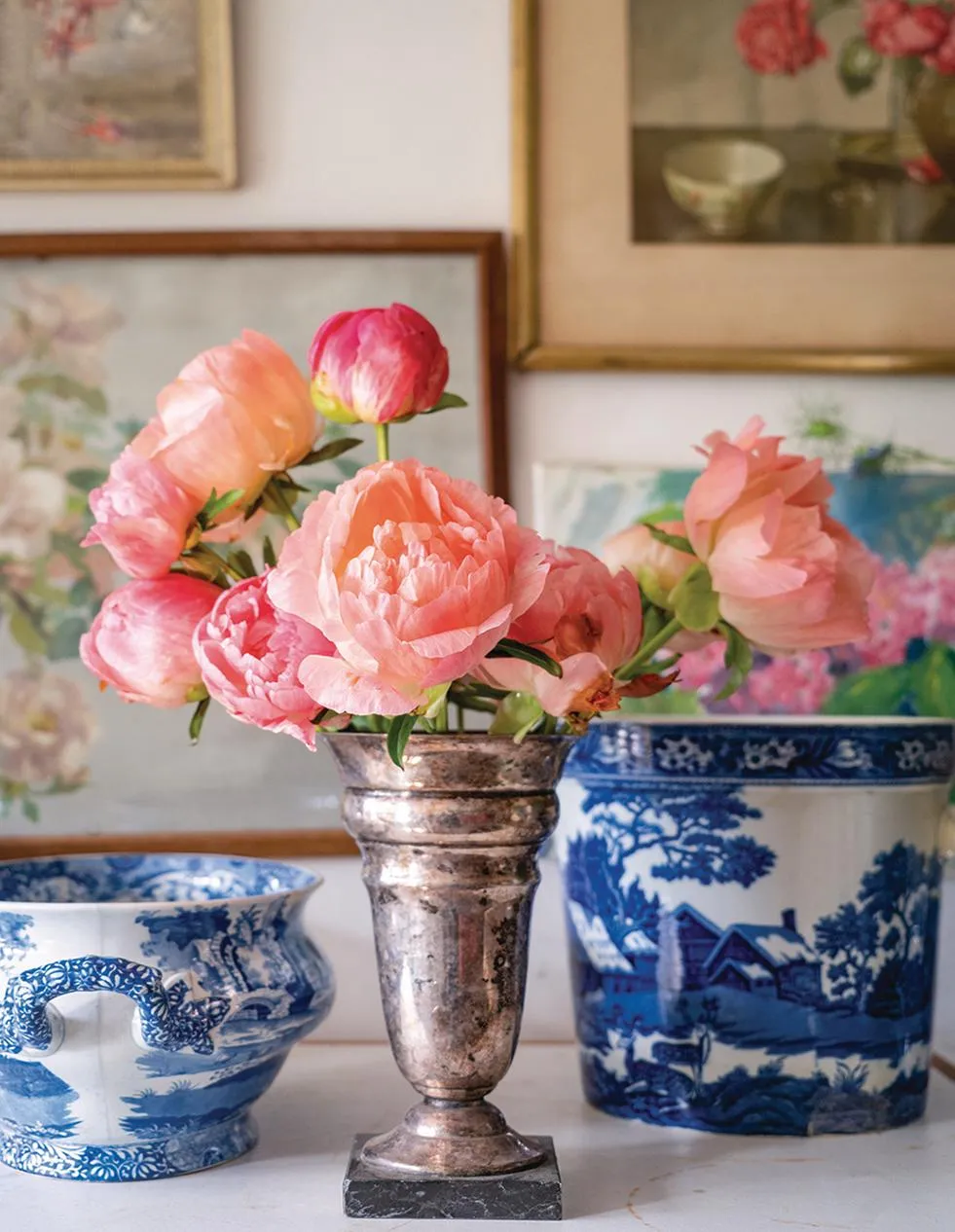 Wardington Manor: blue & white china and display of Peonies.