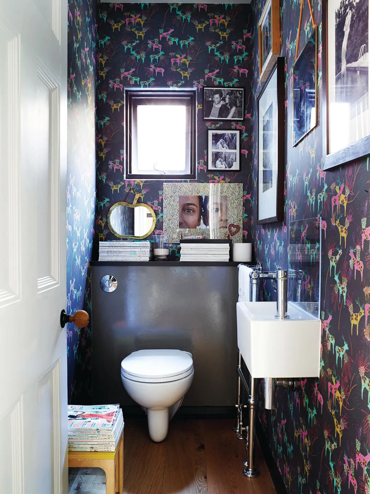 Colourful London home downstairs loo.