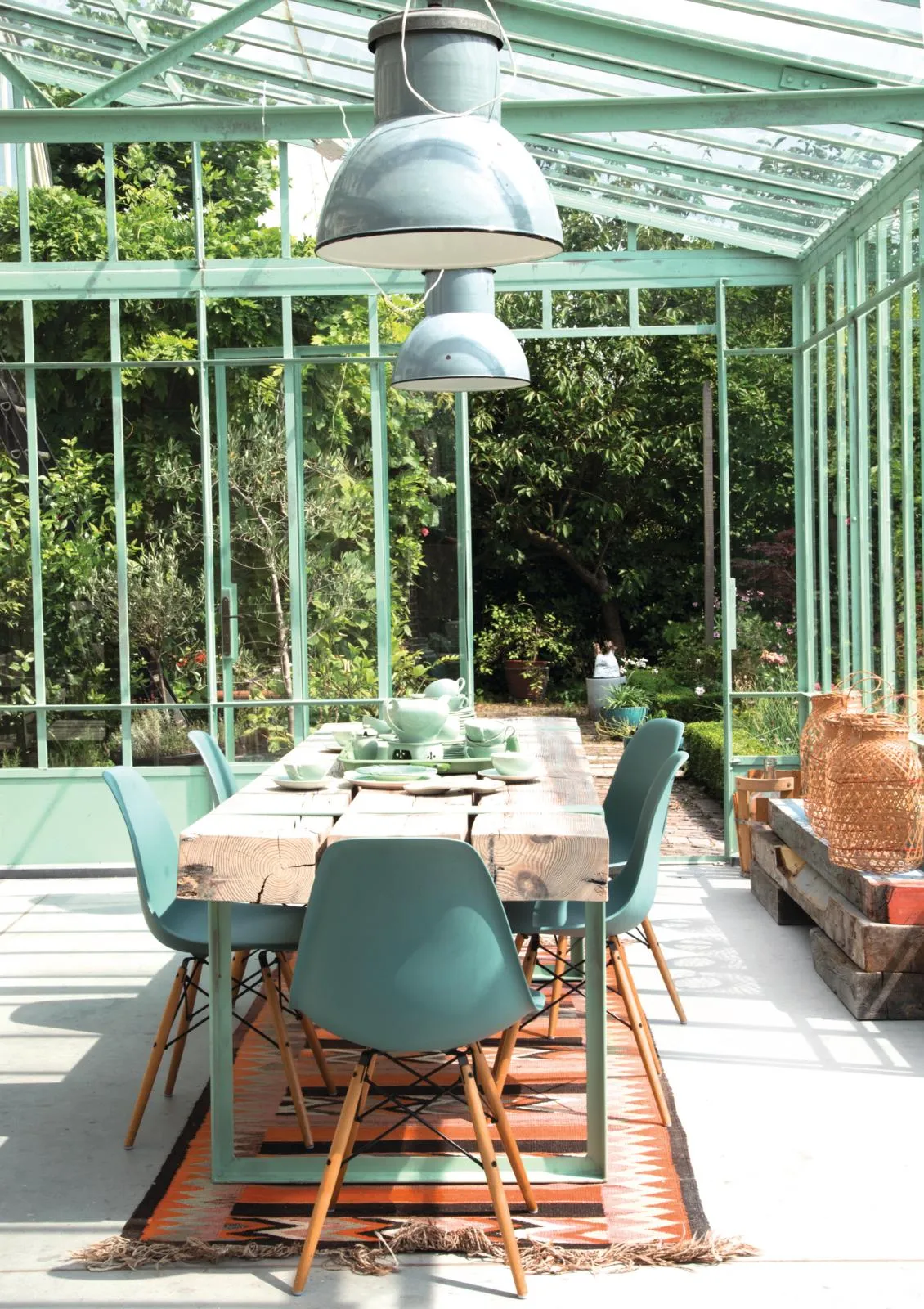 Colourful Dutch home conservatory