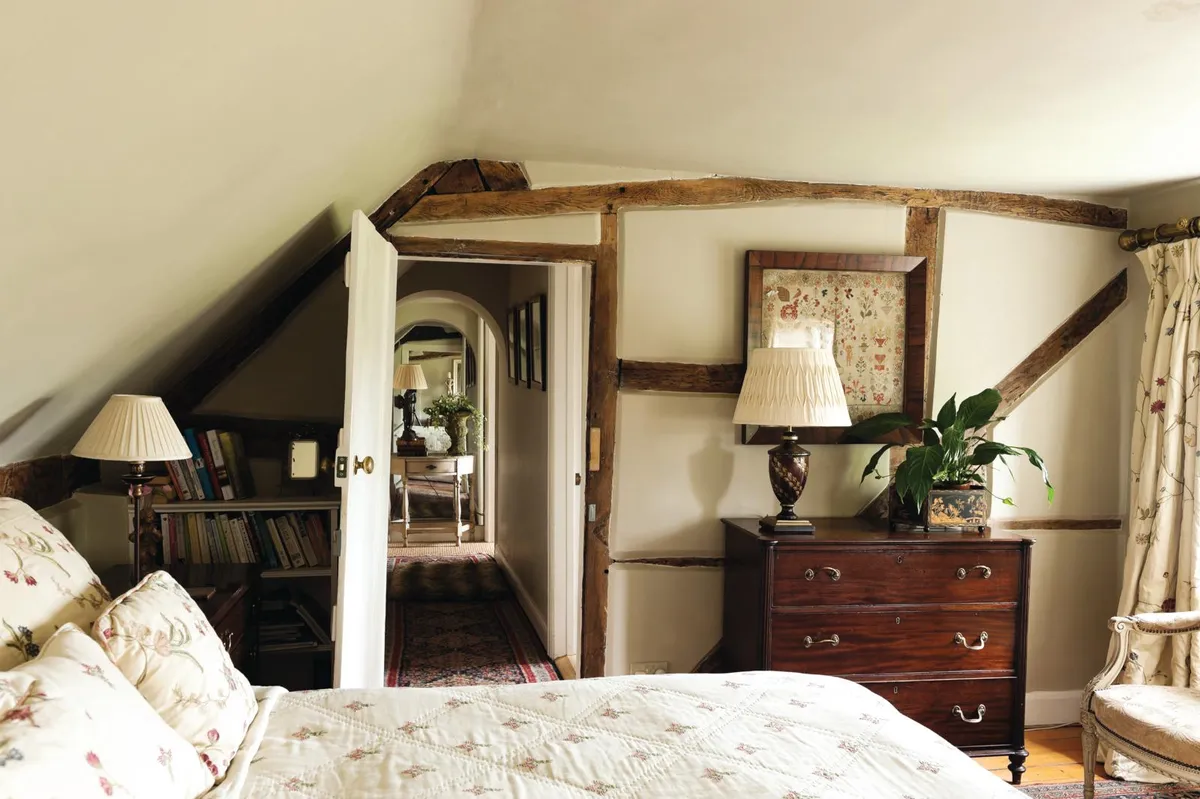 English country home bedroom