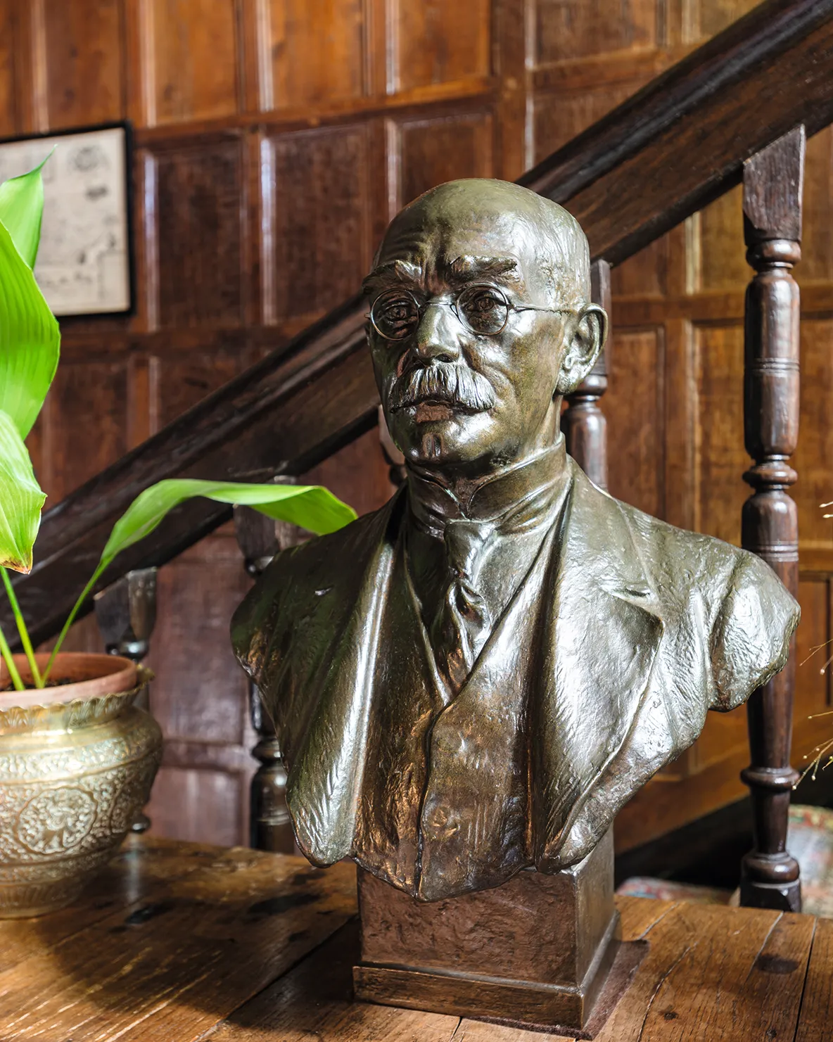 Rudyard Kipling's Sussex house bronze bust