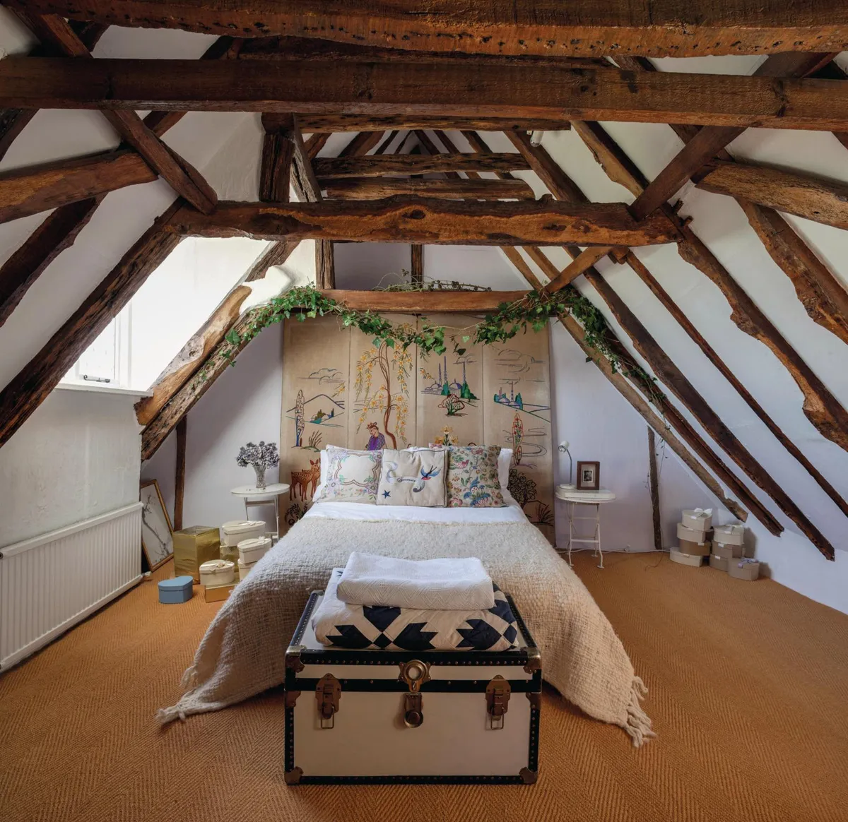 17th-century cottage top floor bedroom