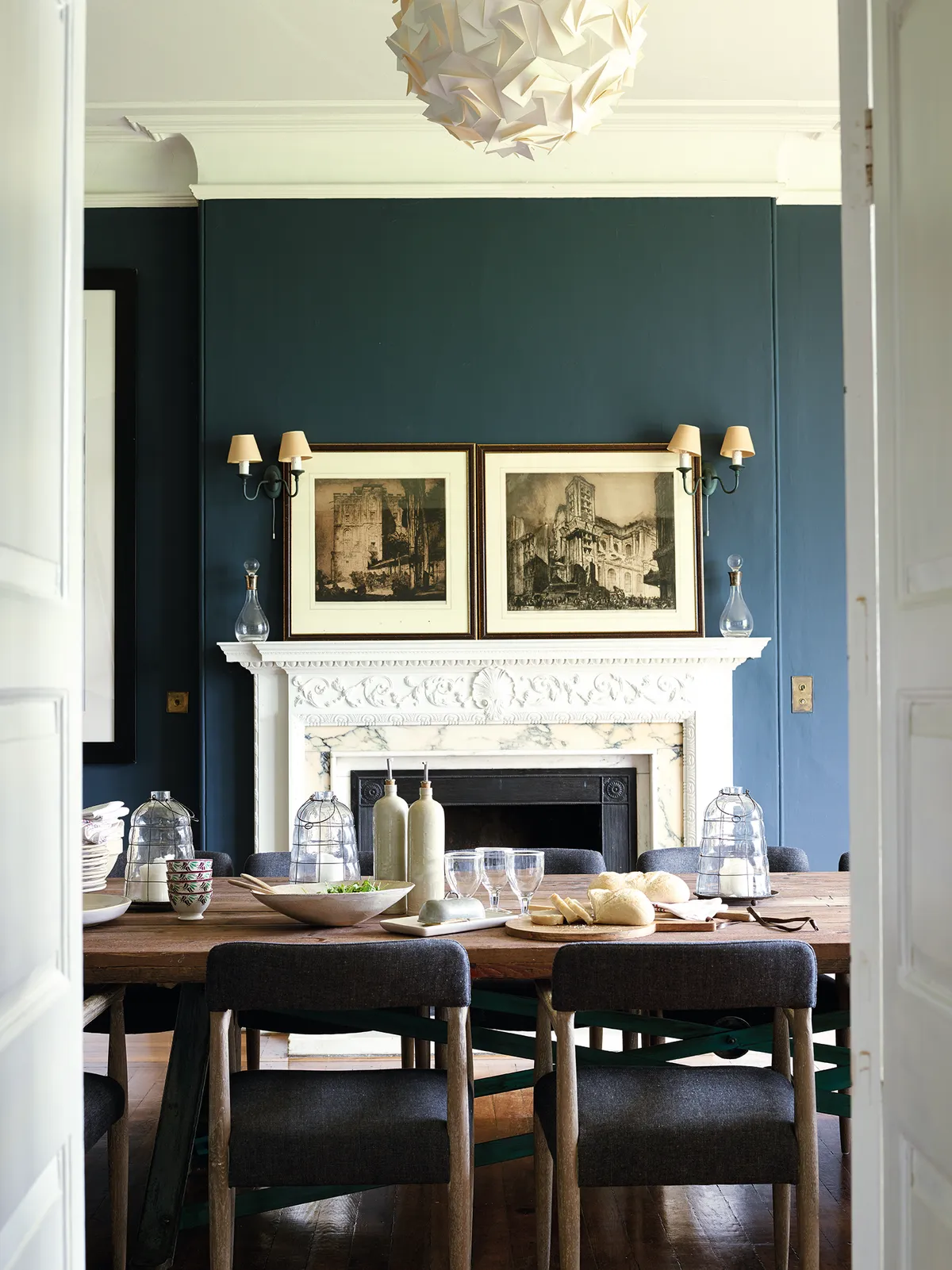 Cotswolds Farmhouse dining room