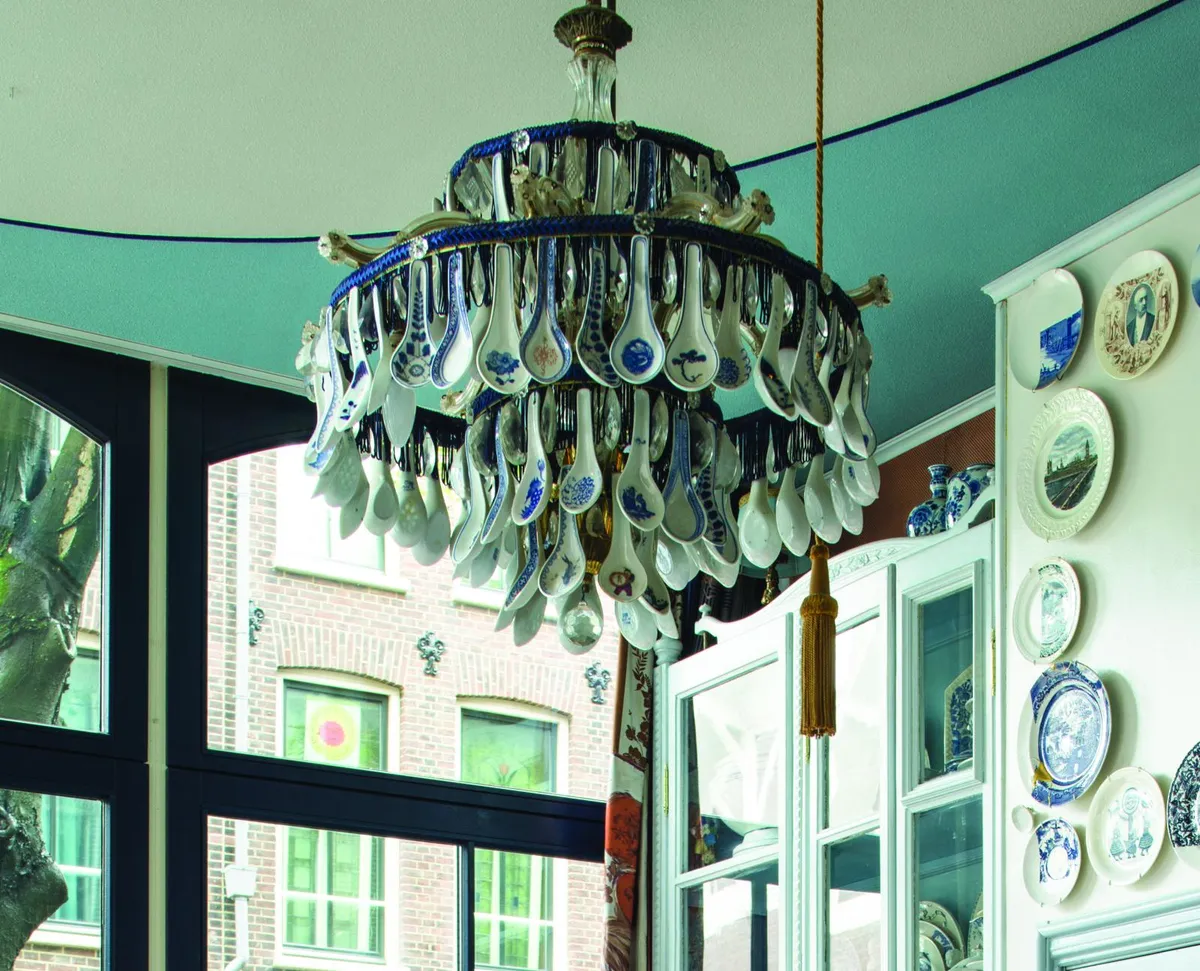 18th-century Amsterdam home, chandelier made of spoons